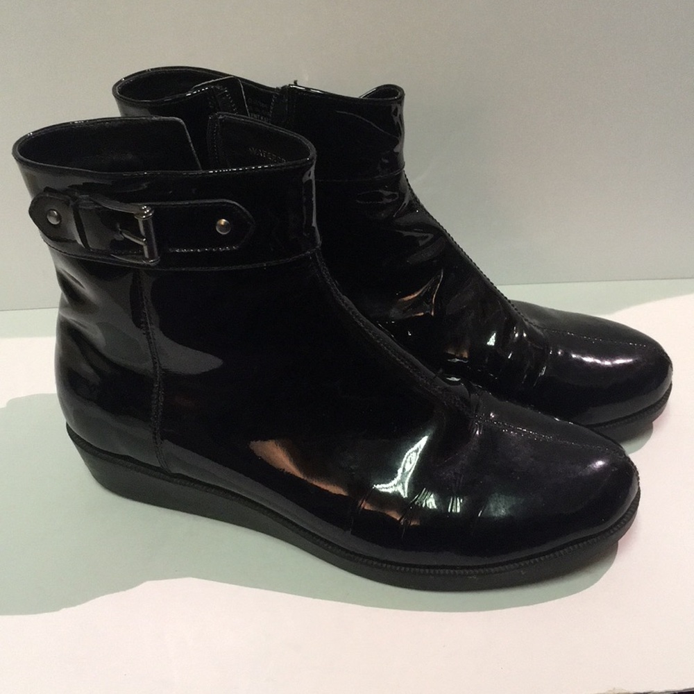 COLE HAAN waterproof booties